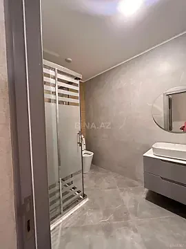 Kirayə verilir 2 otaqlı mənzil 90 m²