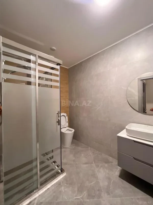 Kirayə verilir 2 otaqlı mənzil 90 m²