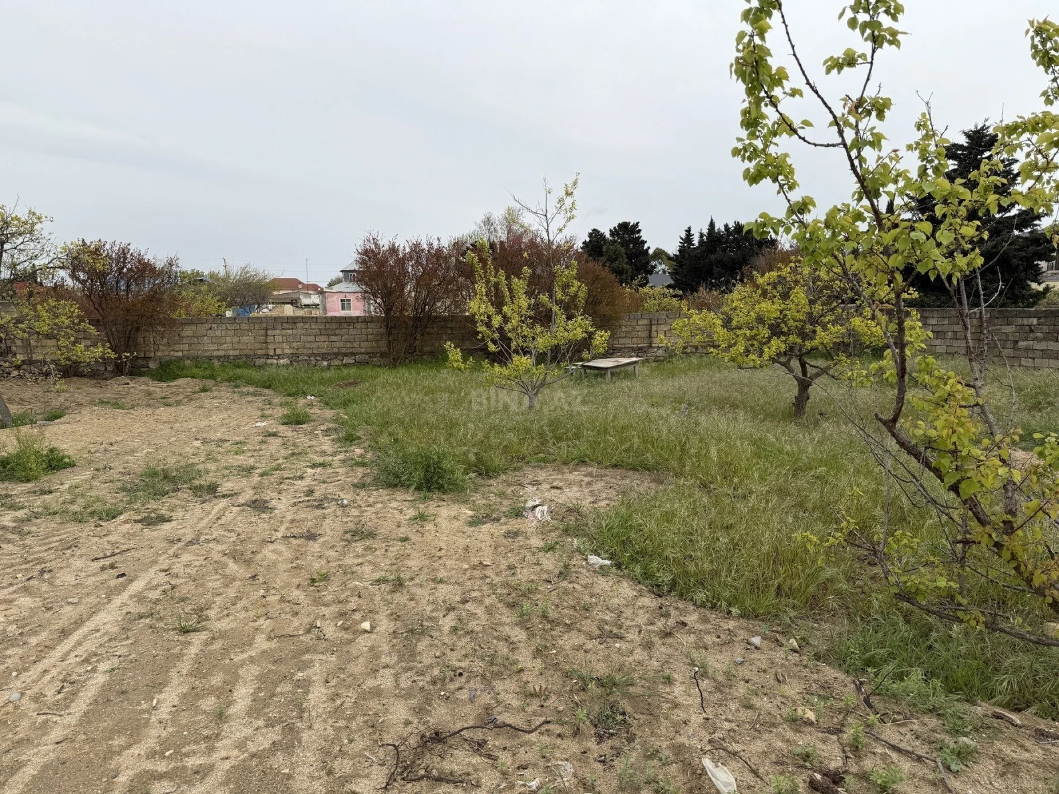 Satılır torpaq sahəsi 4 m²