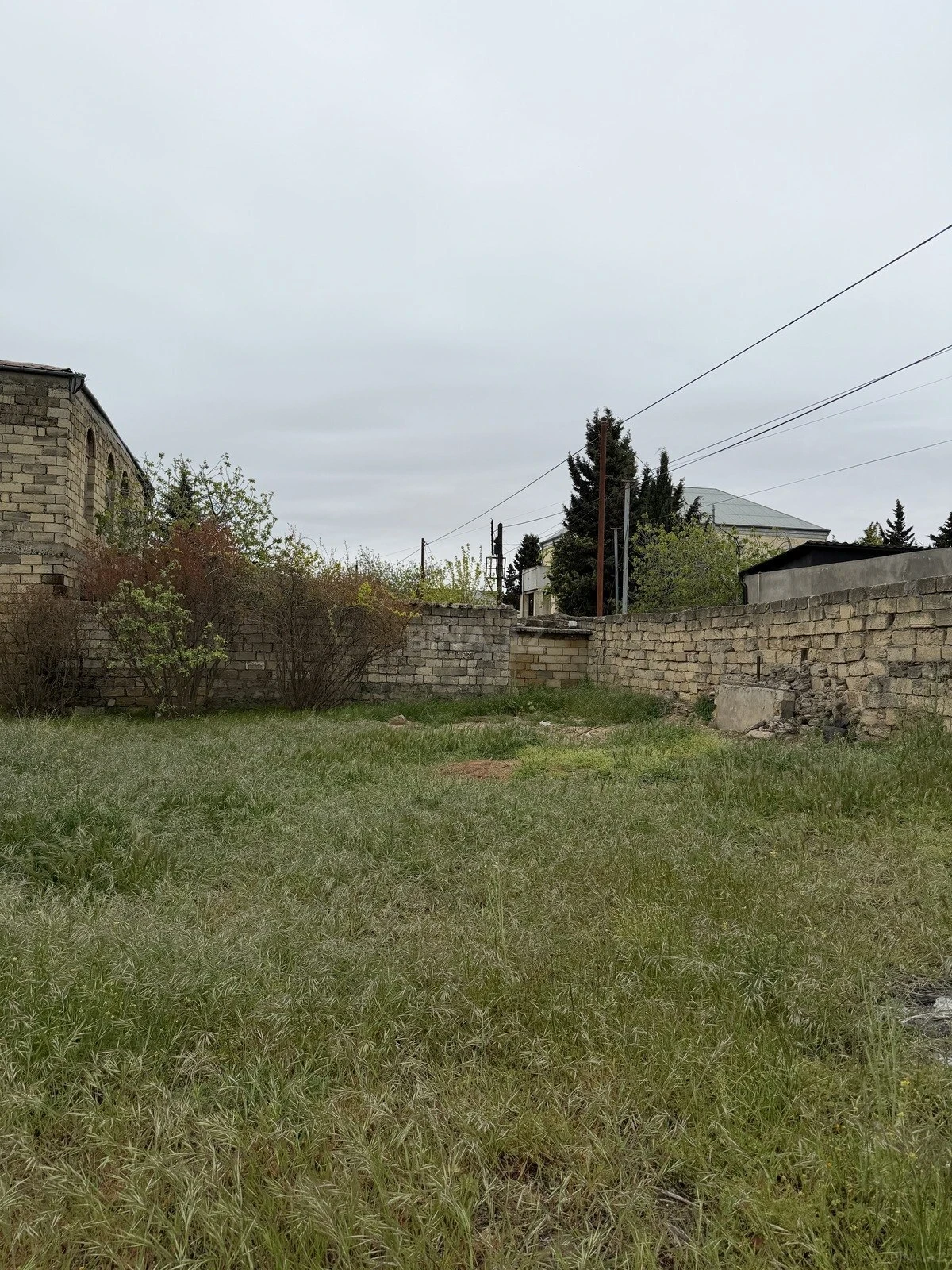 Satılır torpaq sahəsi 4 m²