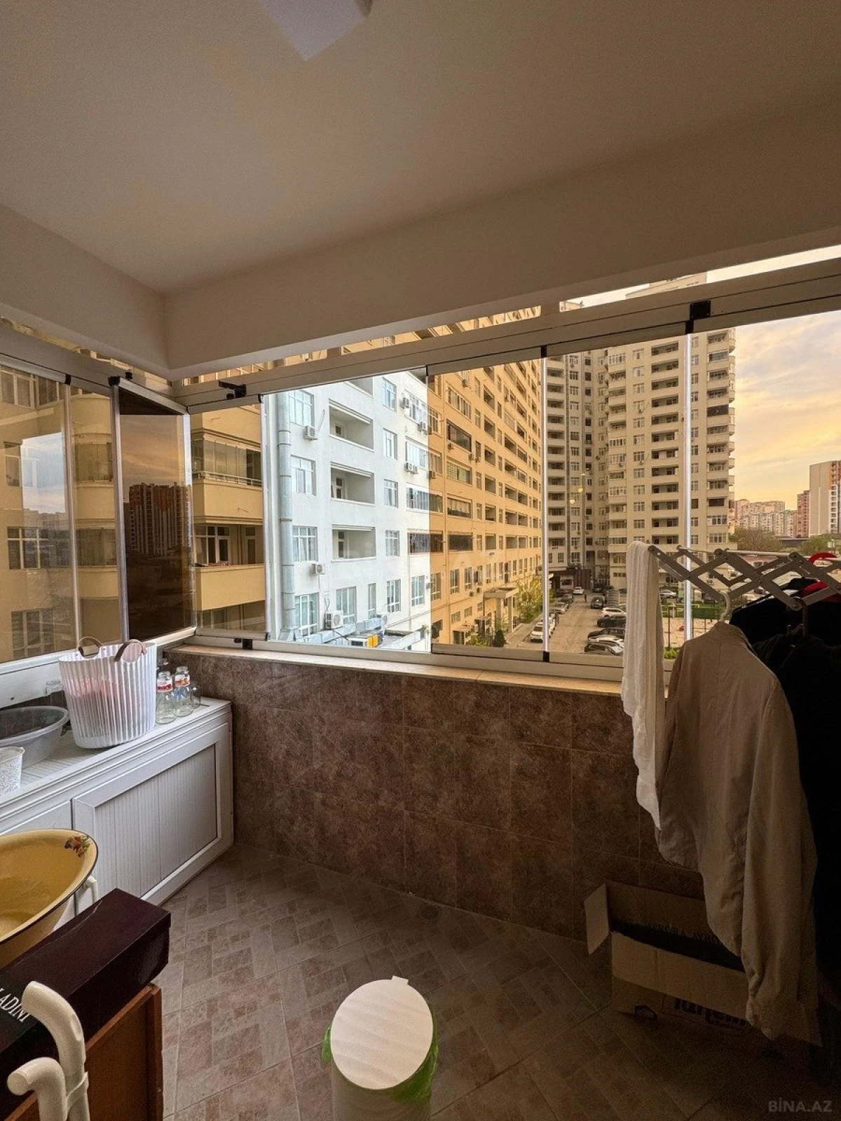 Satılır 4 otaqlı mənzil 150 m²