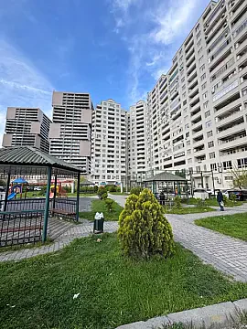 Satılır 4 otaqlı mənzil 150 m² — Bakı 4 otaq 150.00 m²