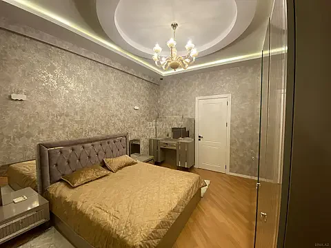 Kirayə verilir 3 otaqlı mənzil 140 m²