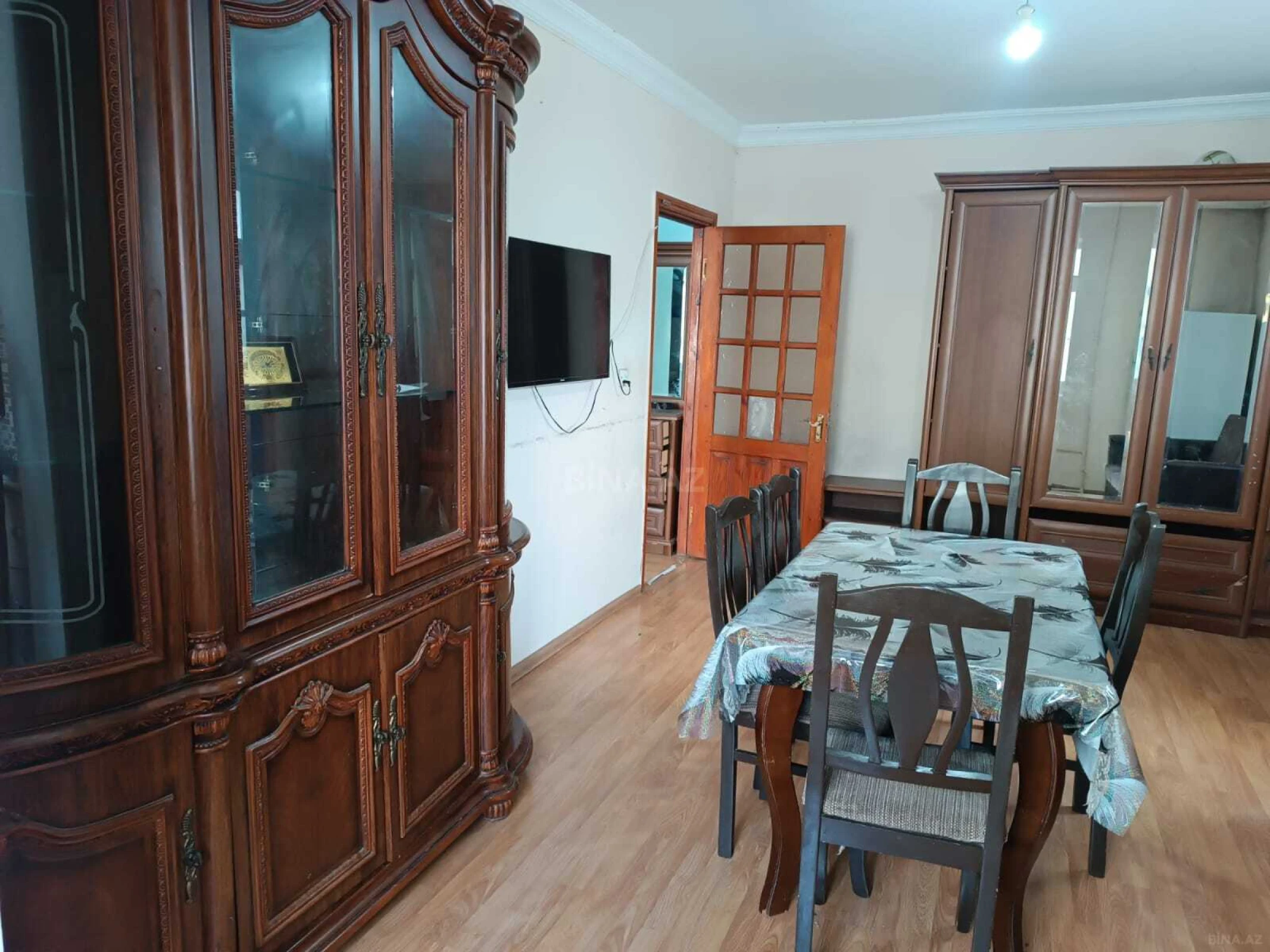 Kirayə verilir 2 otaqlı mənzil 45 m²