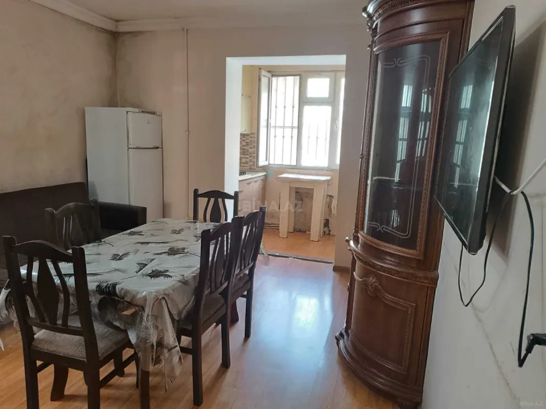 Kirayə verilir 2 otaqlı mənzil 45 m²