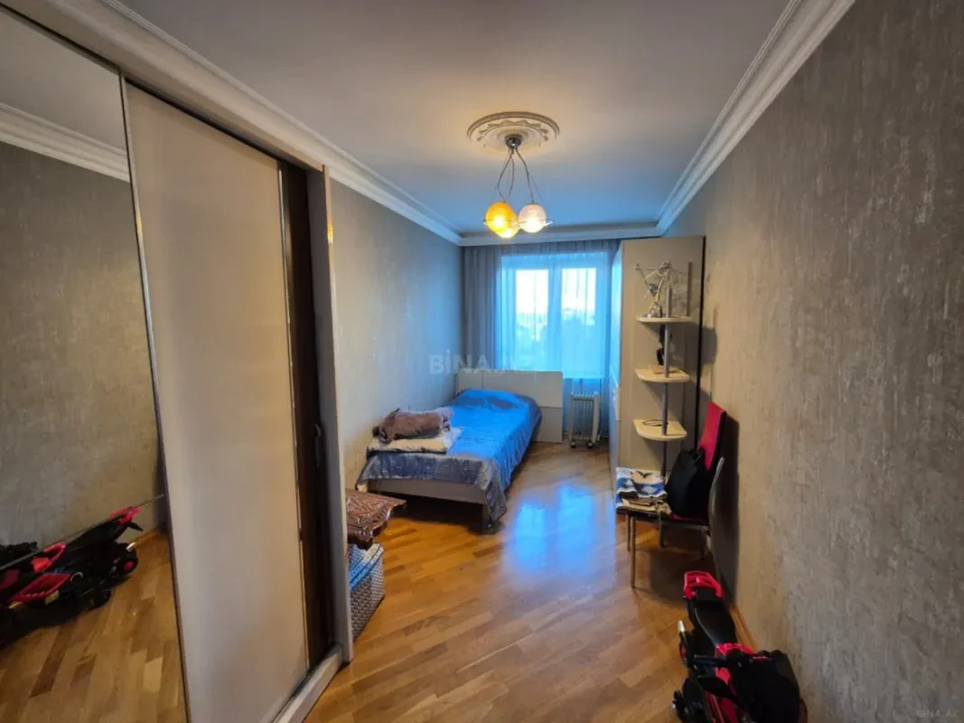 Satılır 3 otaqlı mənzil 80 m²