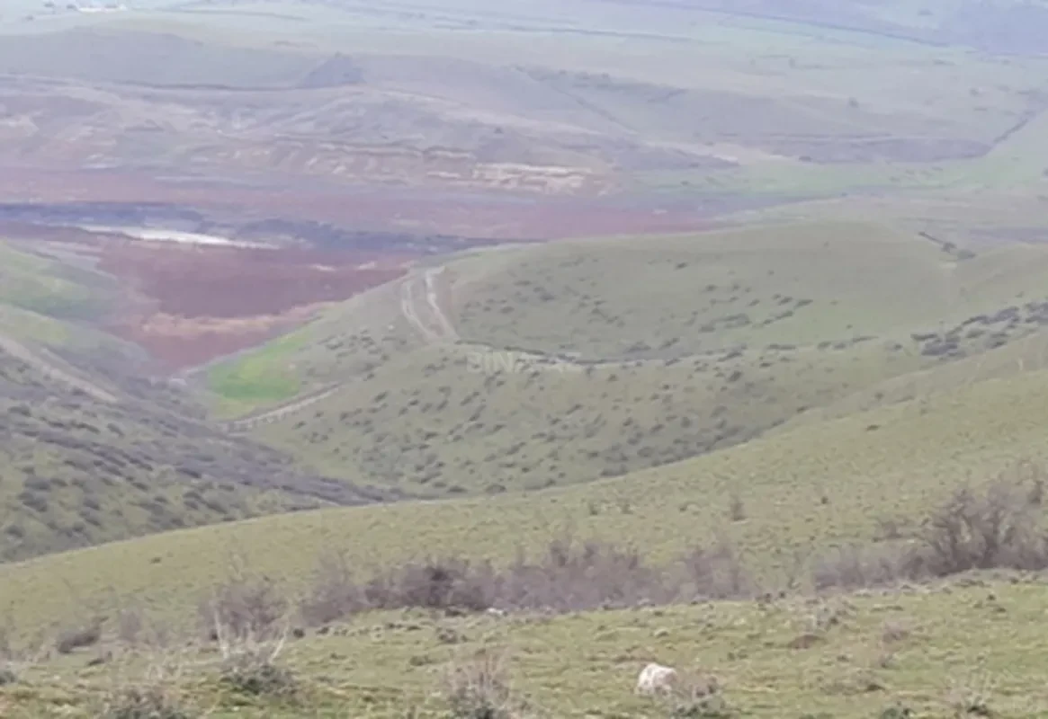 Satılır torpaq sahəsi 100 m²
