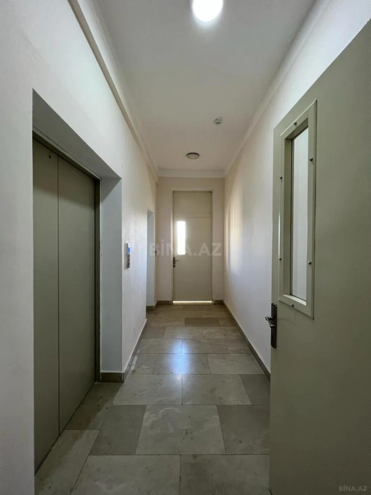 Satılır 1 otaqlı mənzil 41 m²