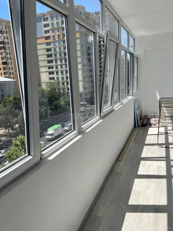 Kirayə verilir 2 otaqlı mənzil 65 m²