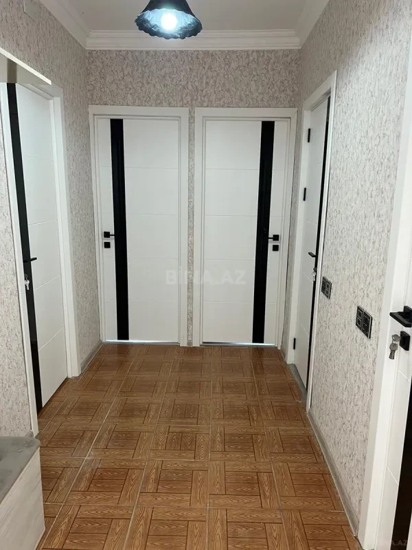 Kirayə verilir 2 otaqlı mənzil 65 m²
