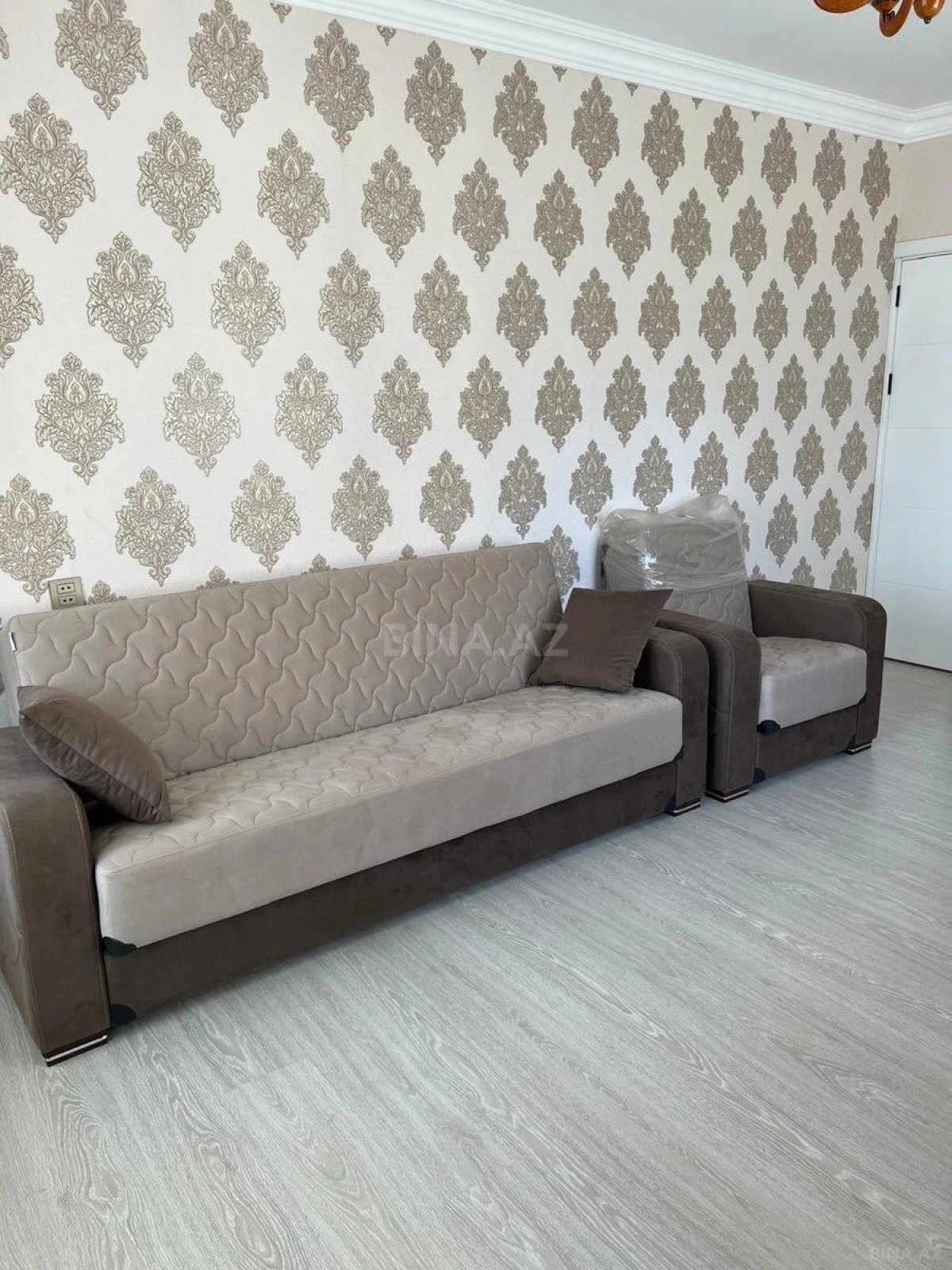 Kirayə verilir 2 otaqlı mənzil 65 m²