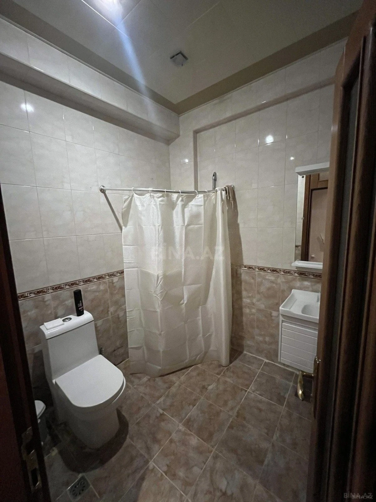 Kirayə verilir 2 otaqlı mənzil 60 m²