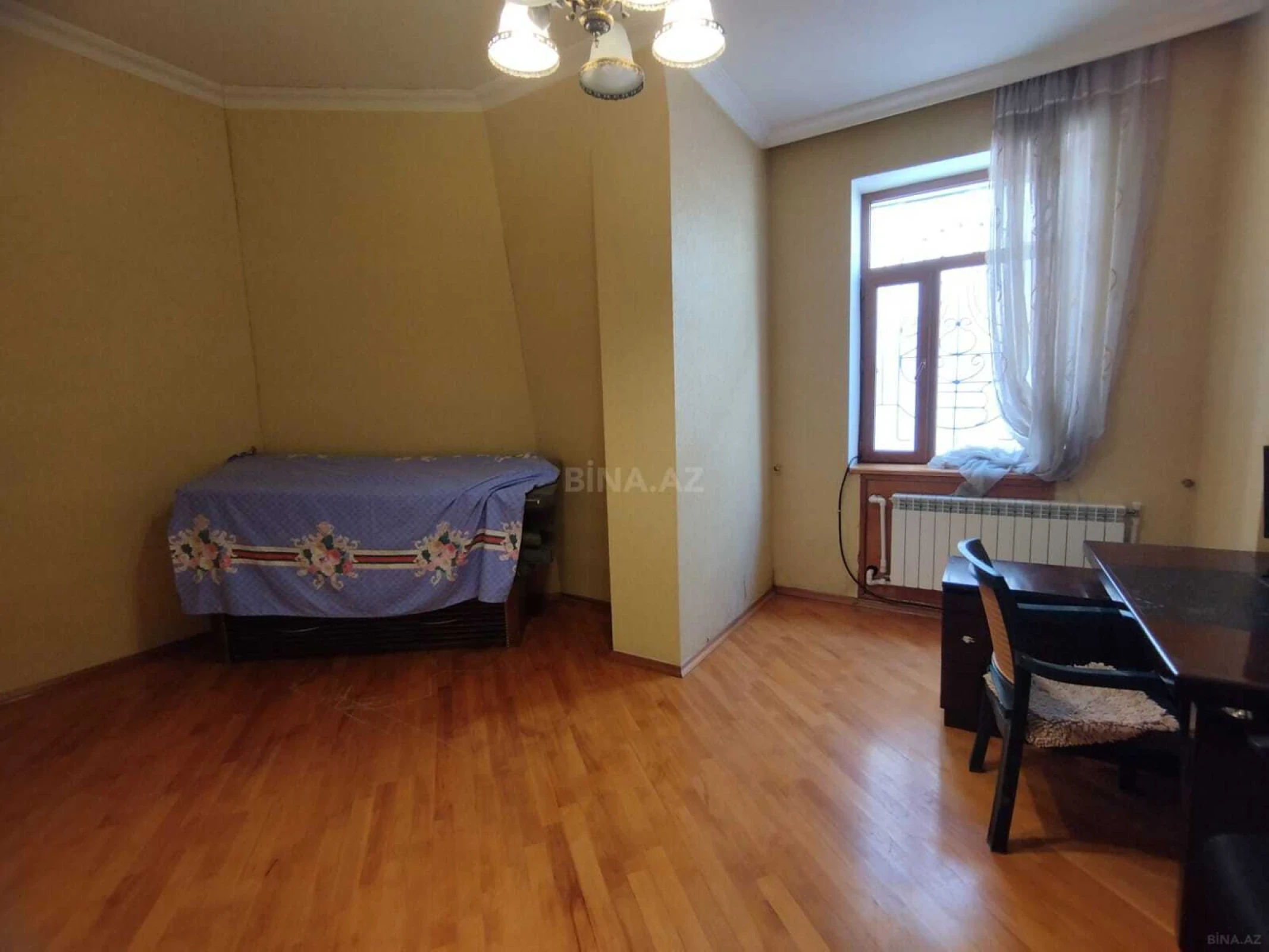 Kirayə verilir 6 otaqlı həyət evi 250 m²