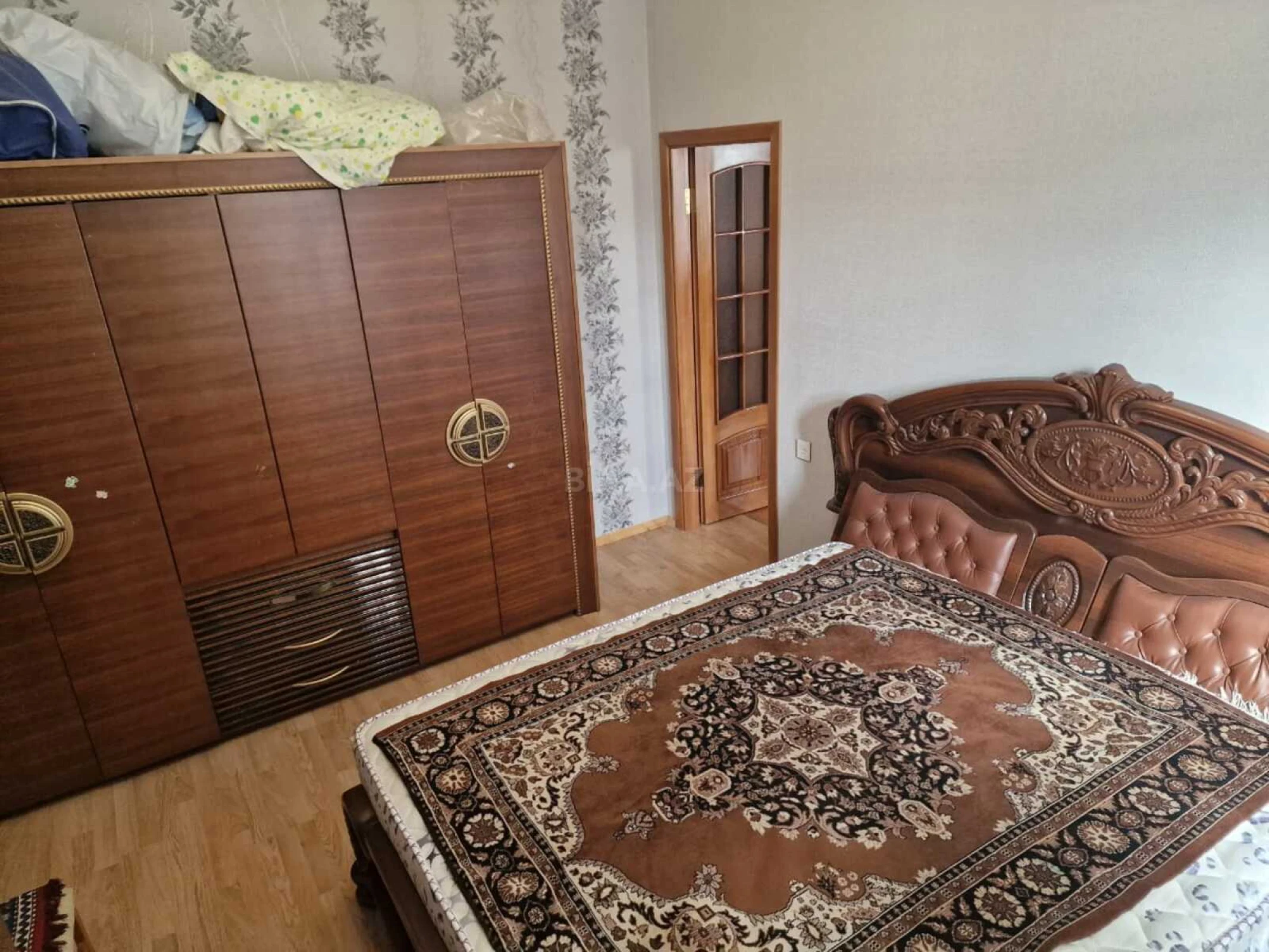 Kirayə verilir 6 otaqlı həyət evi 250 m²