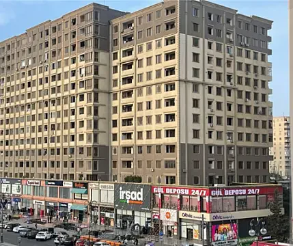 Satılır 3 otaqlı mənzil 130 m² — Bakı, İnşaatçılar 3 otaq 130.00 m²
