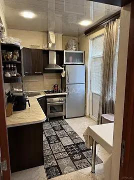 Satılır 2 otaqlı mənzil 60 m²
