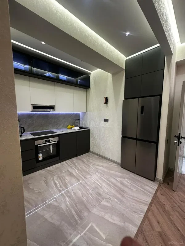 Kirayə verilir 2 otaqlı mənzil 70 m²
