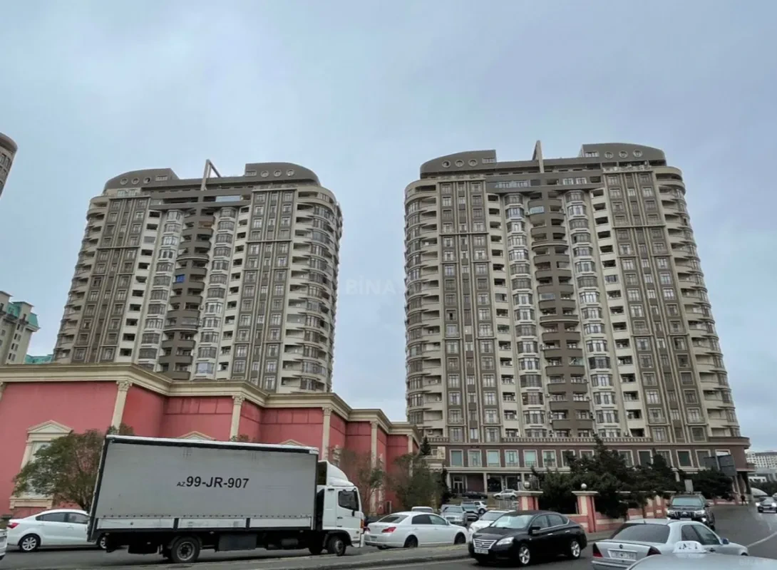 Kirayə verilir 2 otaqlı mənzil 70 m²