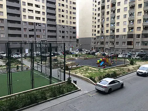 Satılır 2 otaqlı mənzil 53 m²