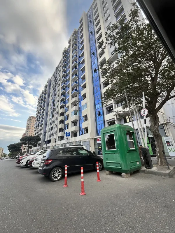 Satılır 3 otaqlı mənzil 83 m²