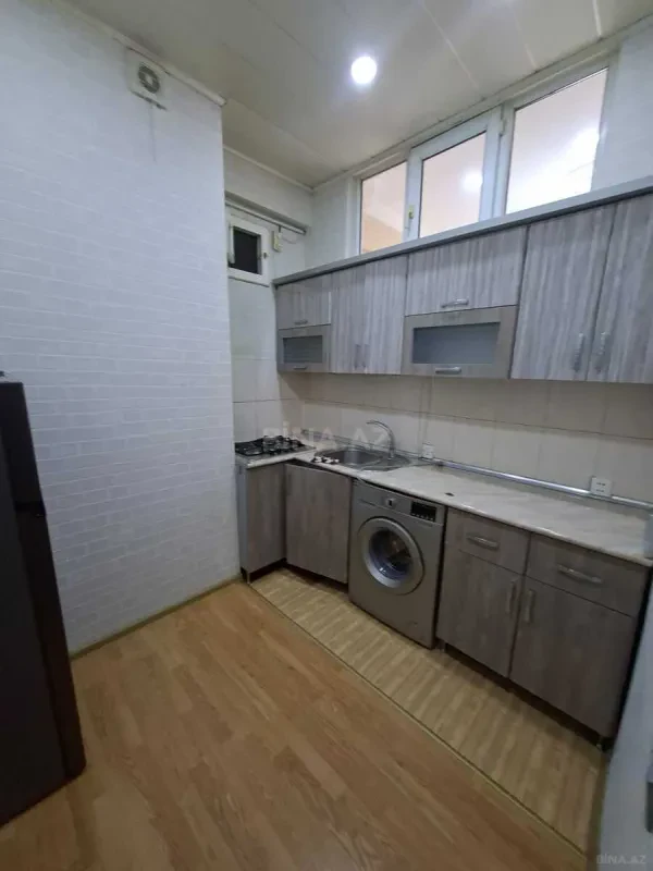 Satılır 2 otaqlı mənzil 70 m²