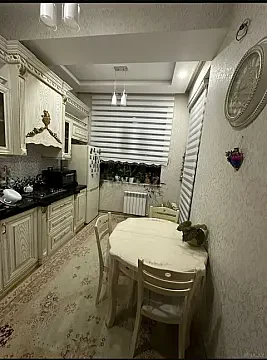 Kirayə verilir 2 otaqlı mənzil 90 m² — Bakı, Memar Əcəmi yanı 2 otaq 90.00 m²