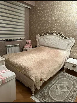 Kirayə verilir 2 otaqlı mənzil 90 m²