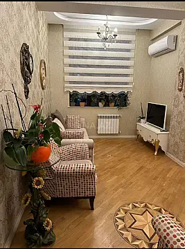 Kirayə verilir 2 otaqlı mənzil 90 m²