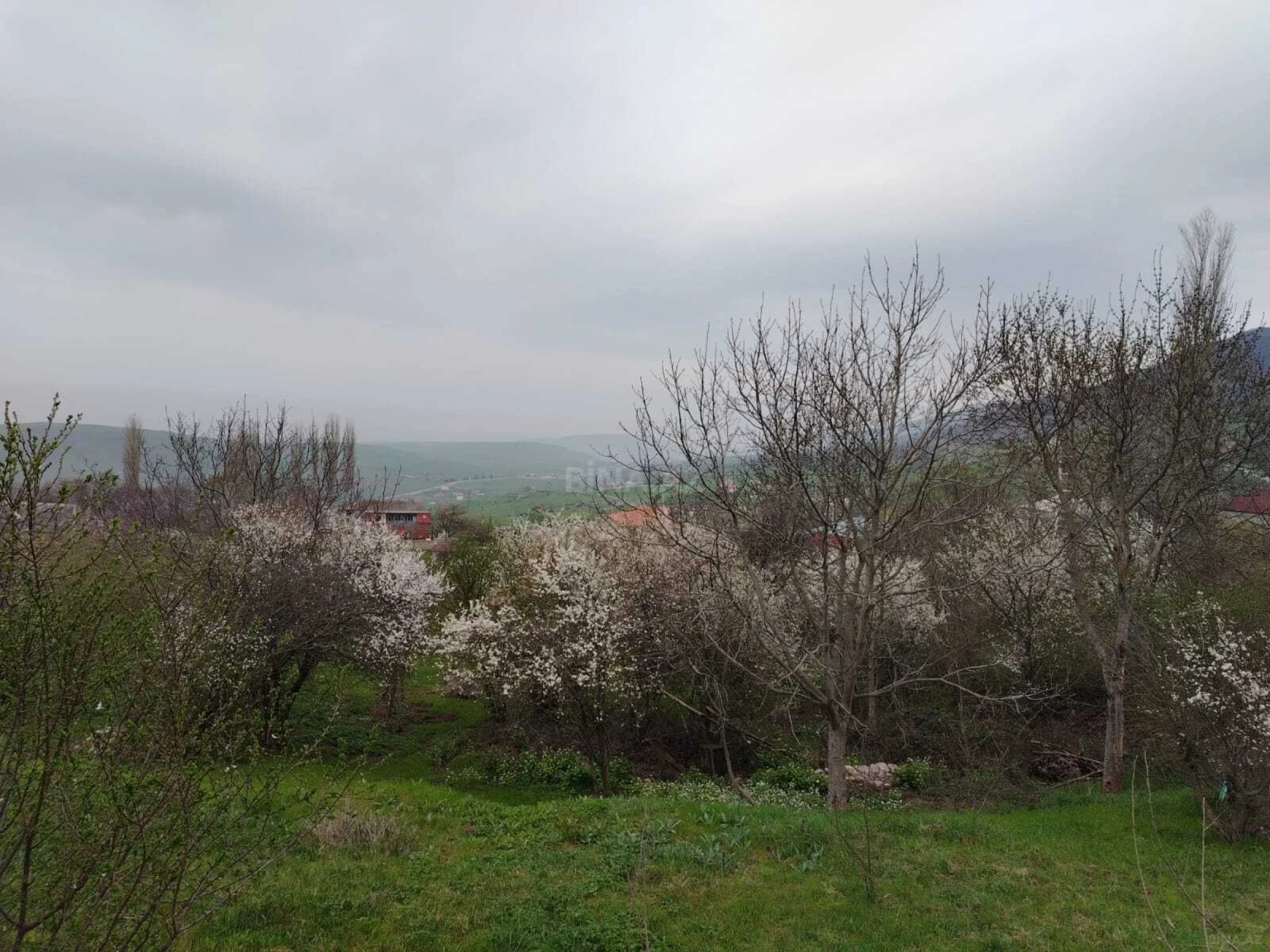 Satılır torpaq sahəsi 1 m²