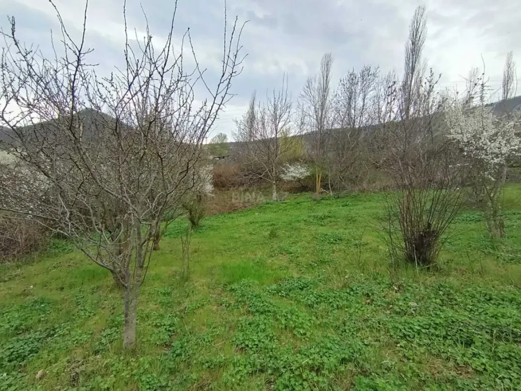Satılır torpaq sahəsi 1 m²