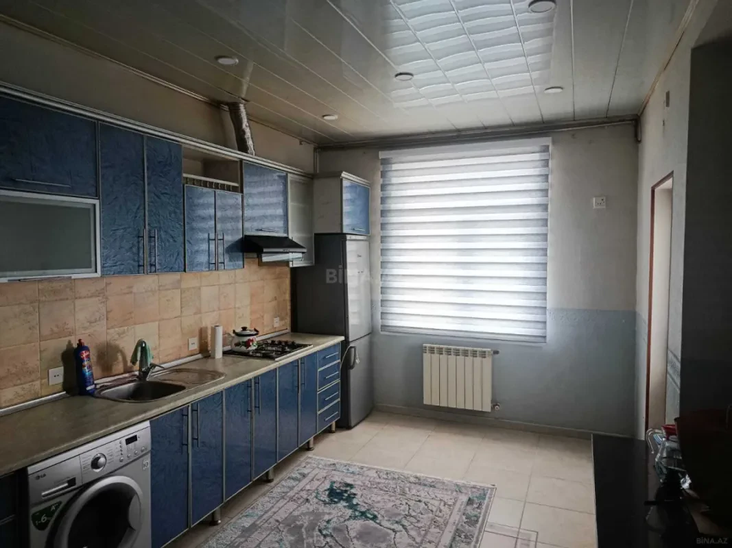 Kirayə verilir 2 otaqlı mənzil 90 m²