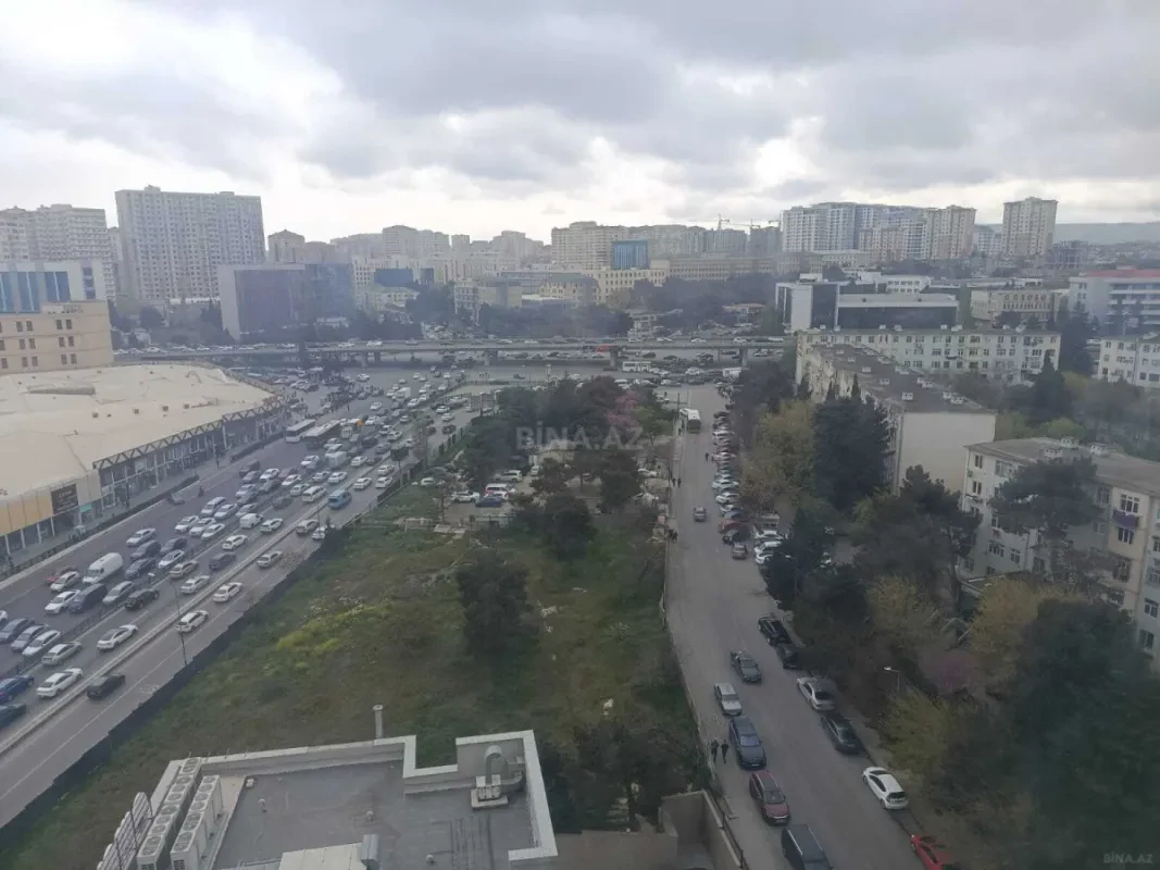 Kirayə verilir 2 otaqlı mənzil 90 m²