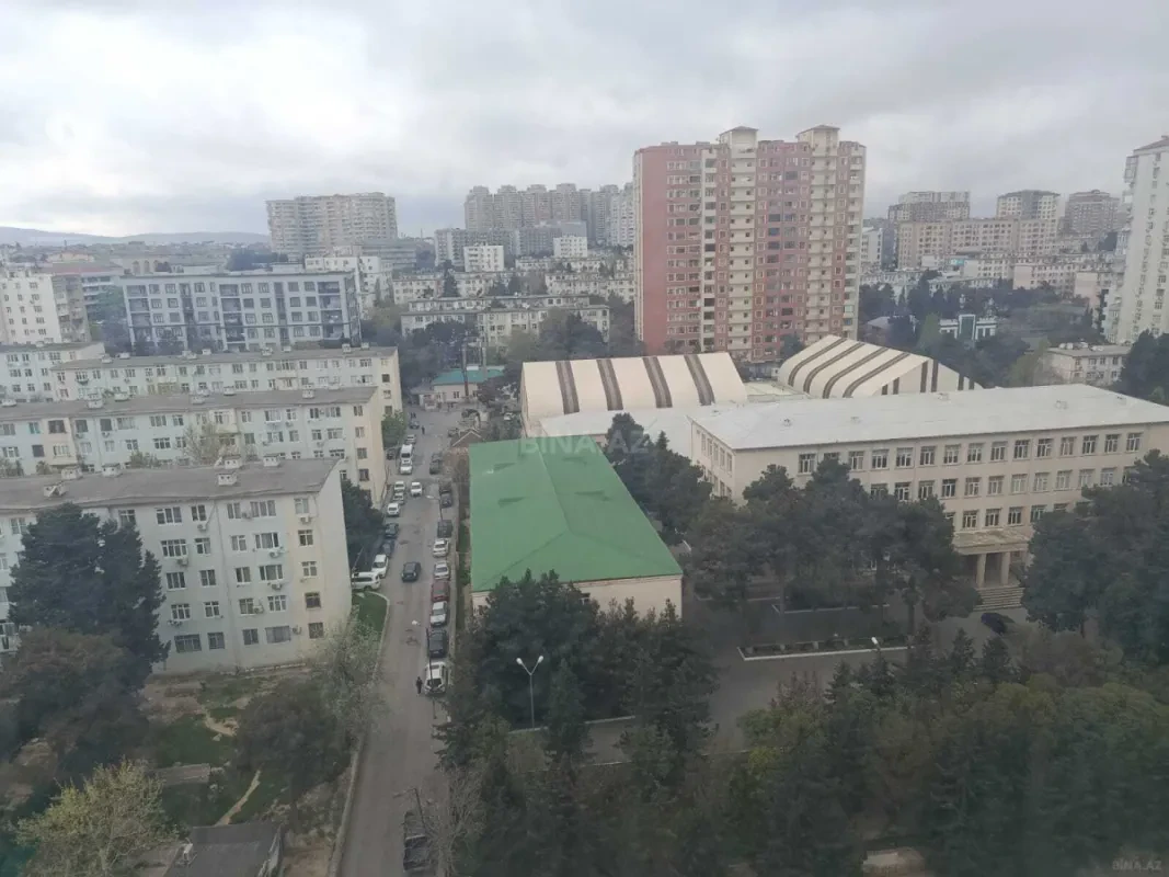 Kirayə verilir 2 otaqlı mənzil 90 m²