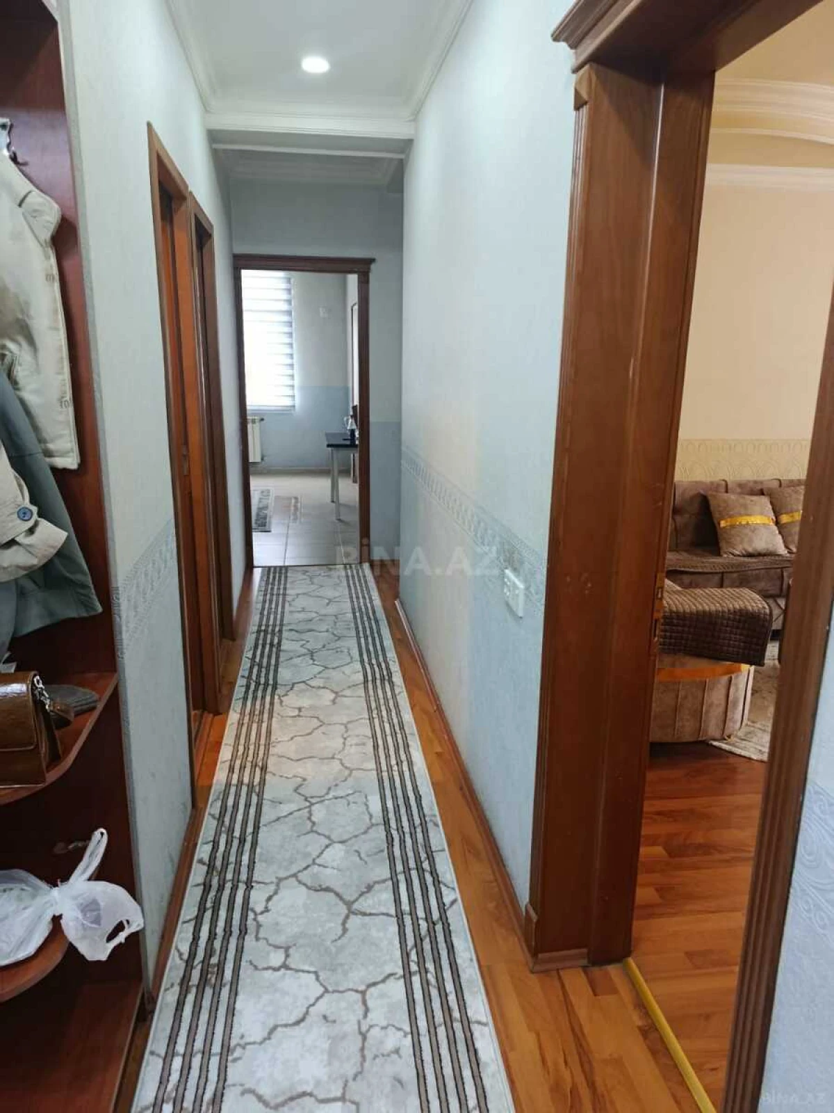 Kirayə verilir 2 otaqlı mənzil 90 m²