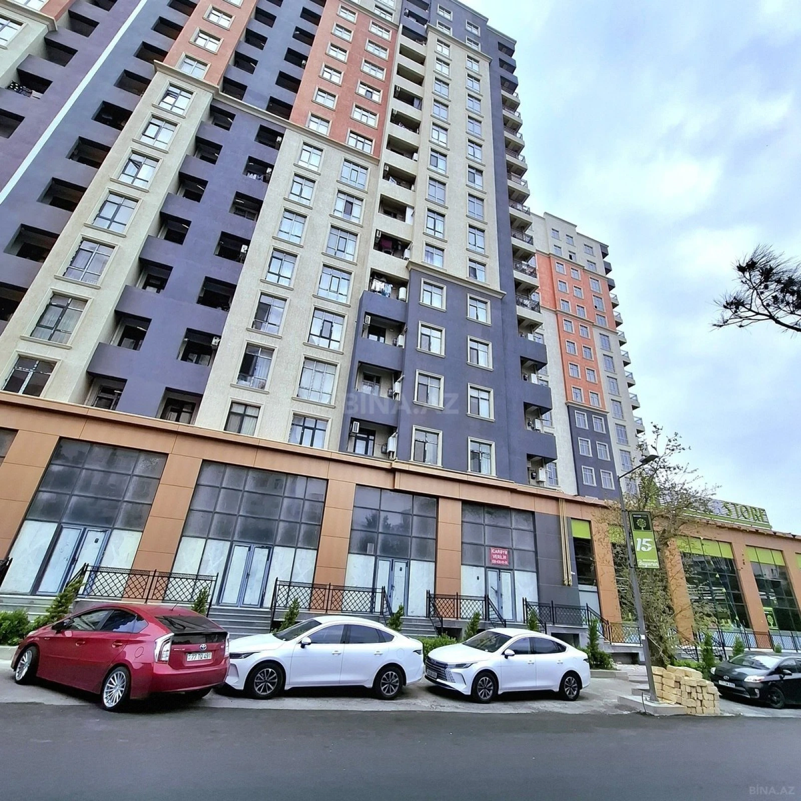 Satılır 1 otaqlı mənzil 38 m²