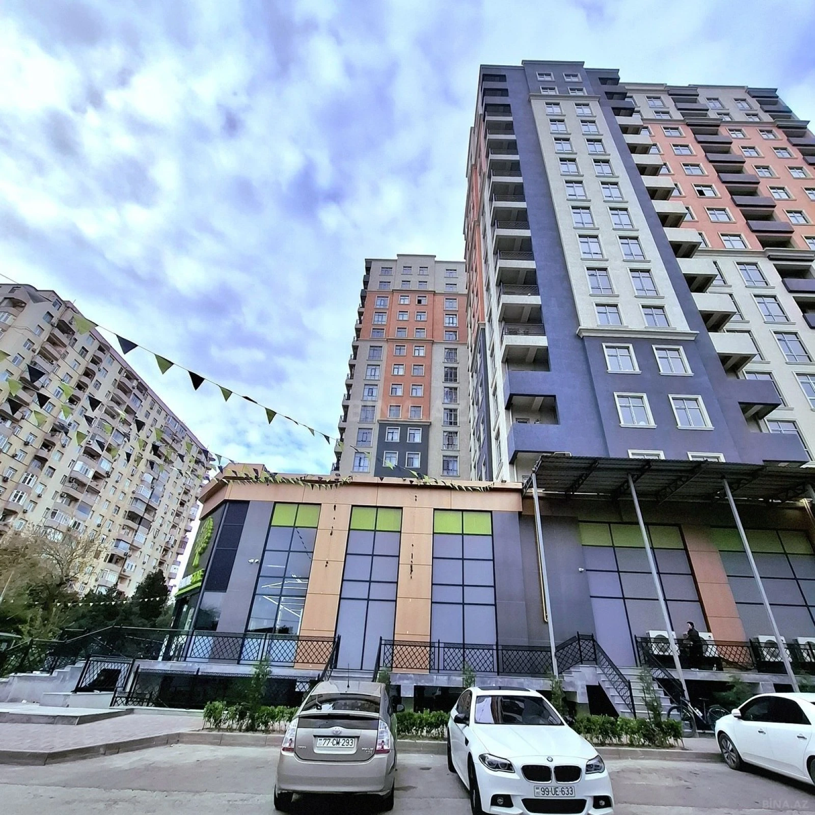 Satılır 1 otaqlı mənzil 38 m²