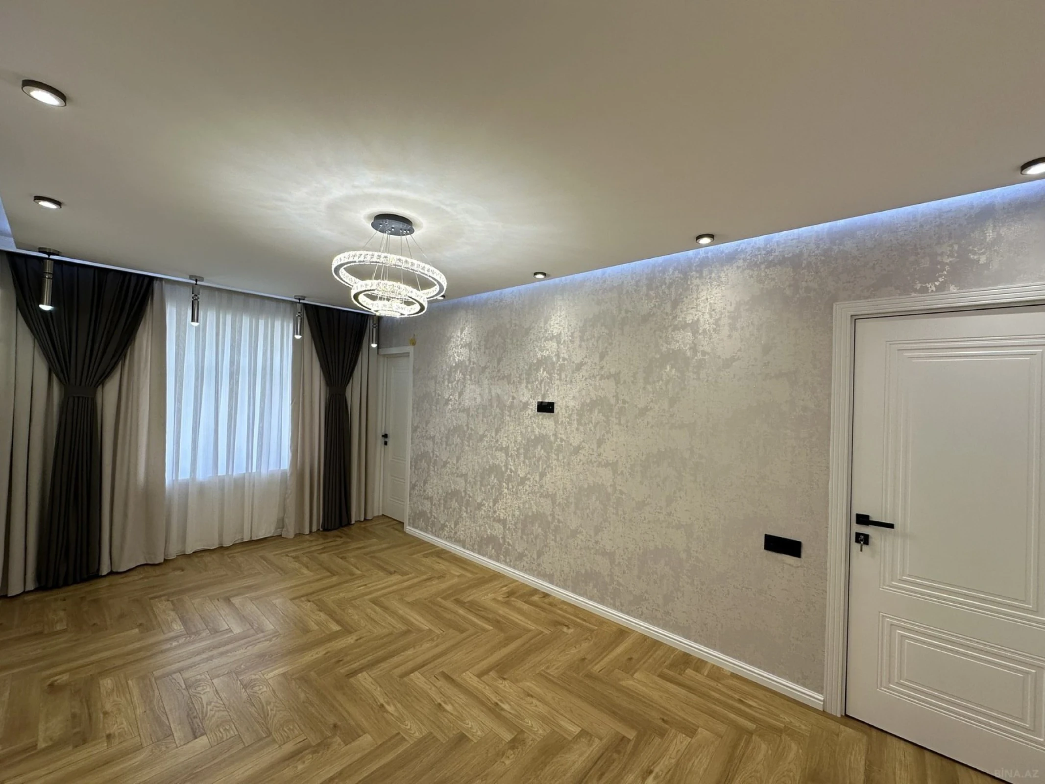 Satılır 3 otaqlı mənzil 65 m²