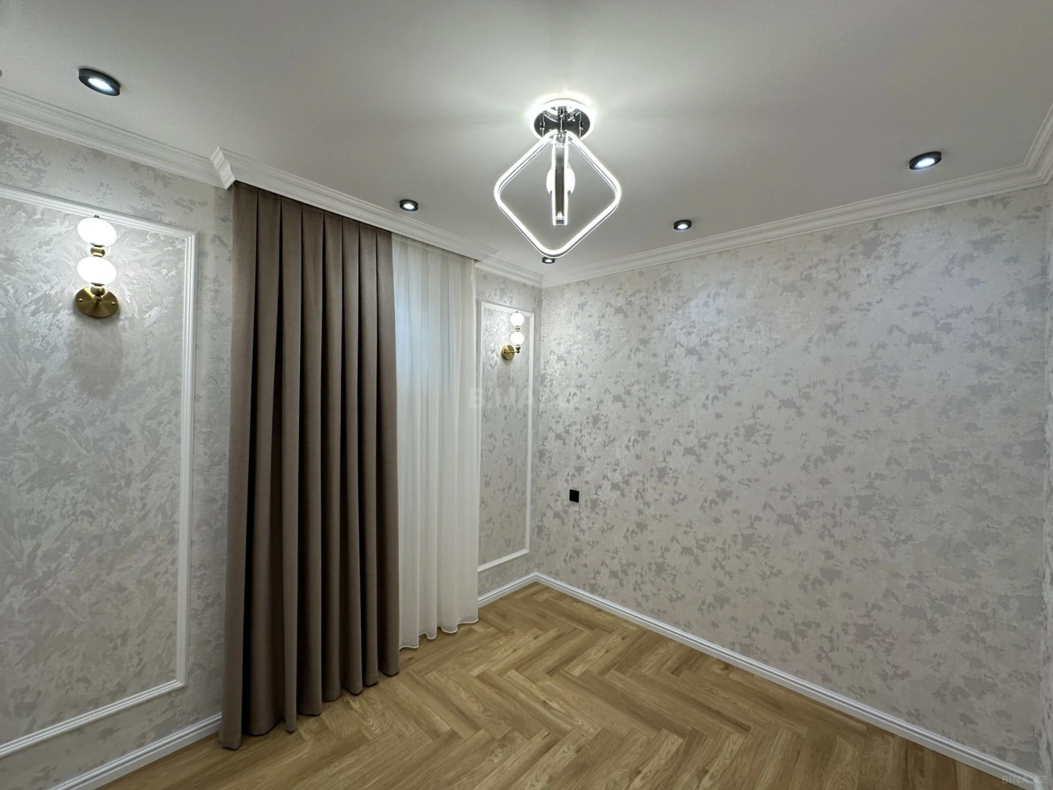 Satılır 3 otaqlı mənzil 65 m²