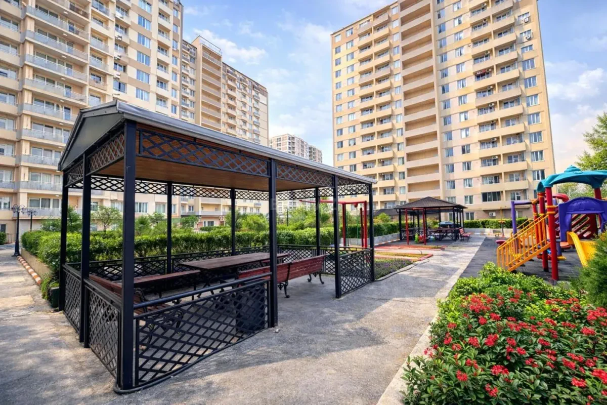 Satılır 3 otaqlı mənzil 67 m²
