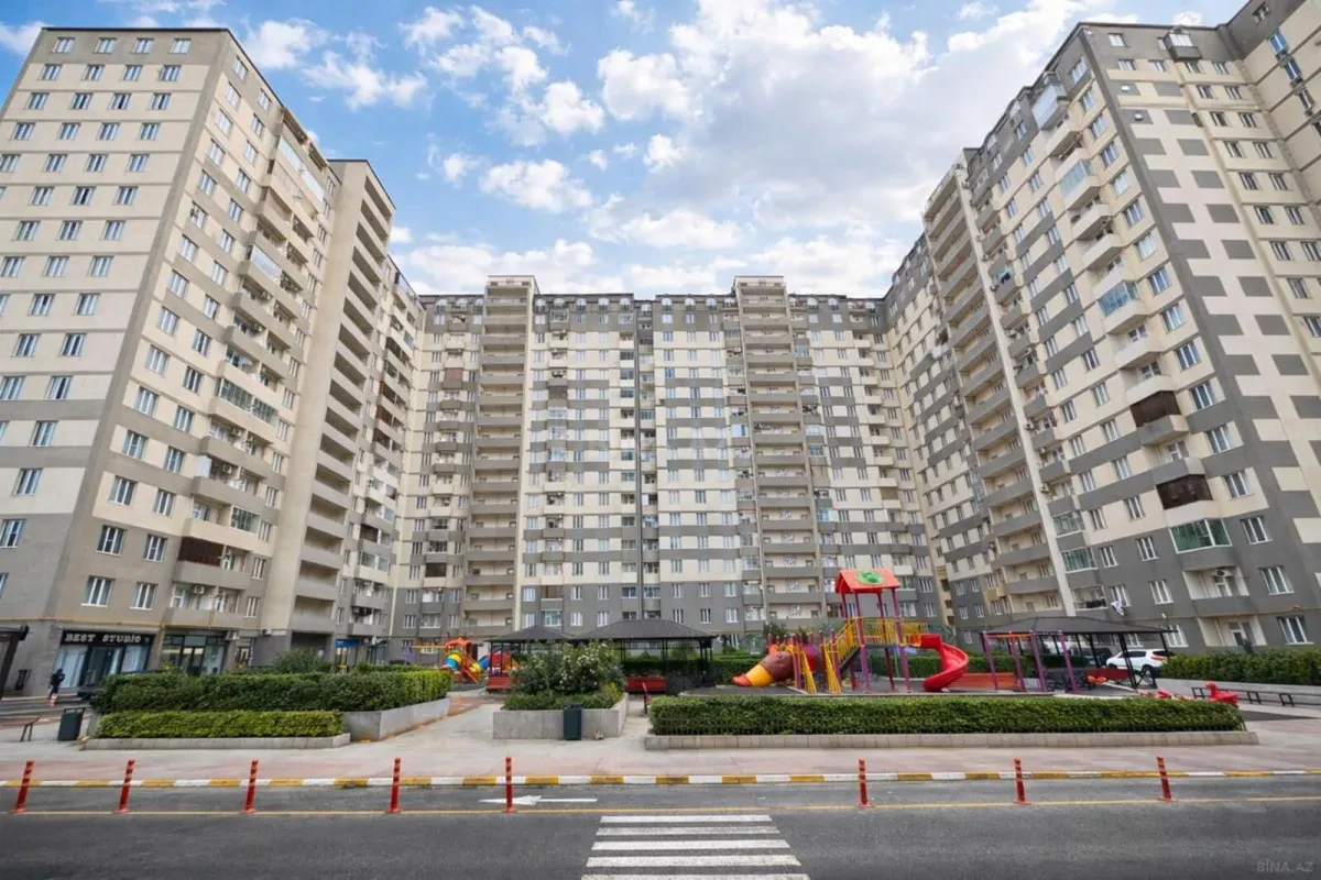 Satılır 3 otaqlı mənzil 67 m²