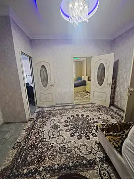 Kirayə verilir 2 otaqlı mənzil 78 m²