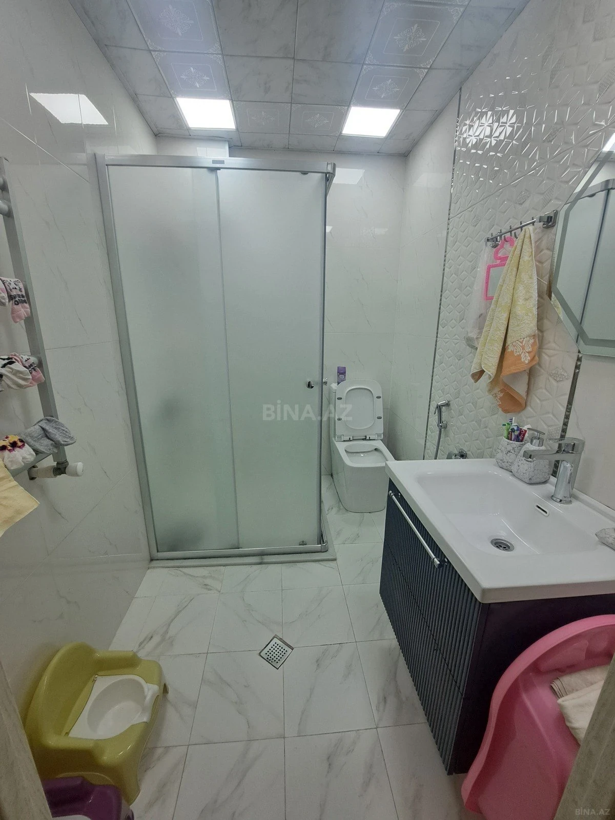 Kirayə verilir 2 otaqlı mənzil 78 m²