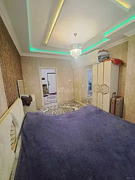 Kirayə verilir 2 otaqlı mənzil 78 m²