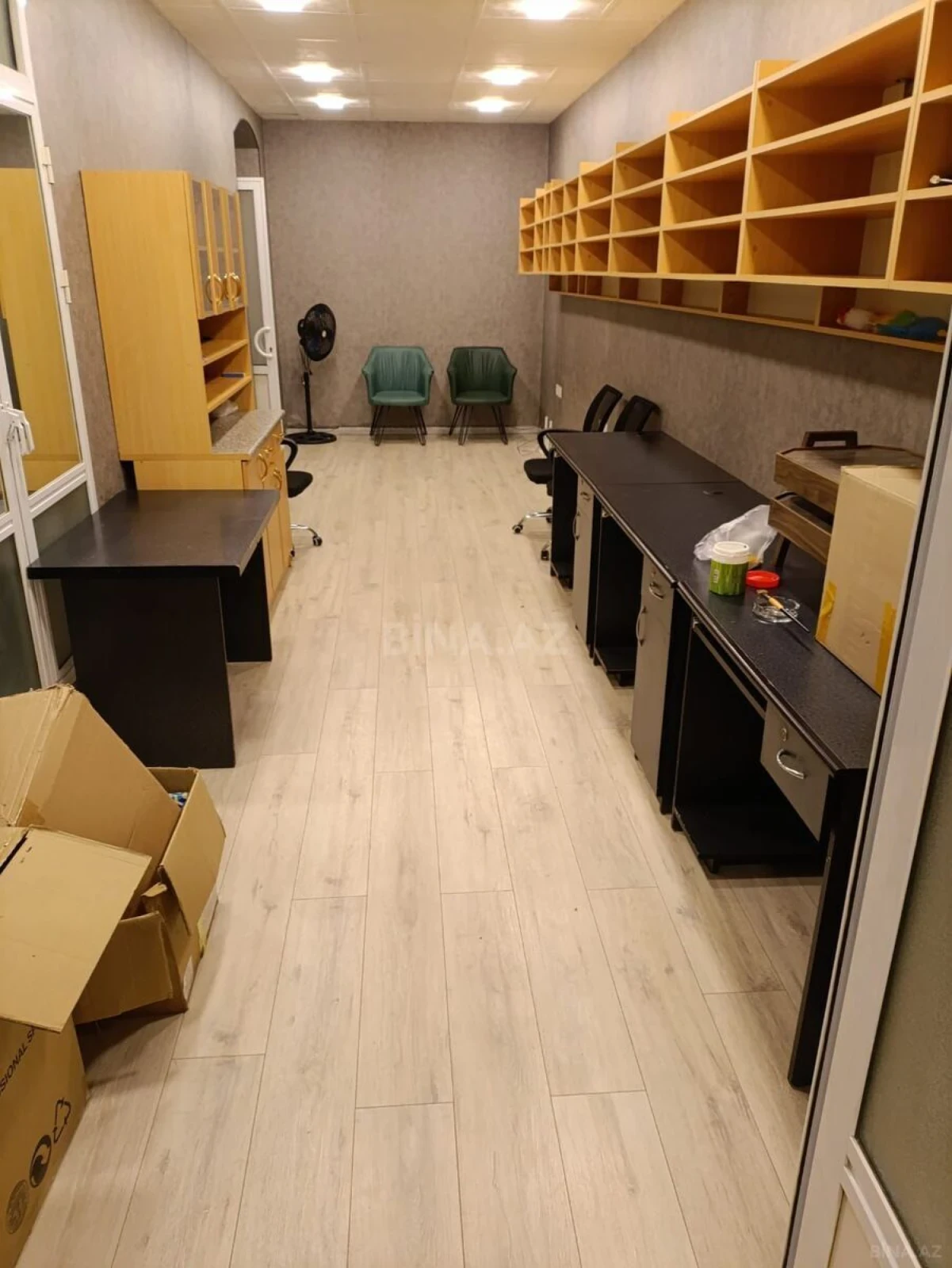 Kirayə verilir 4 otaqlı ofis 90 m²