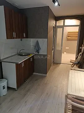 Kirayə verilir 4 otaqlı ofis 90 m²