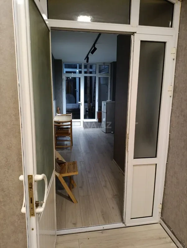 Kirayə verilir 4 otaqlı ofis 90 m²