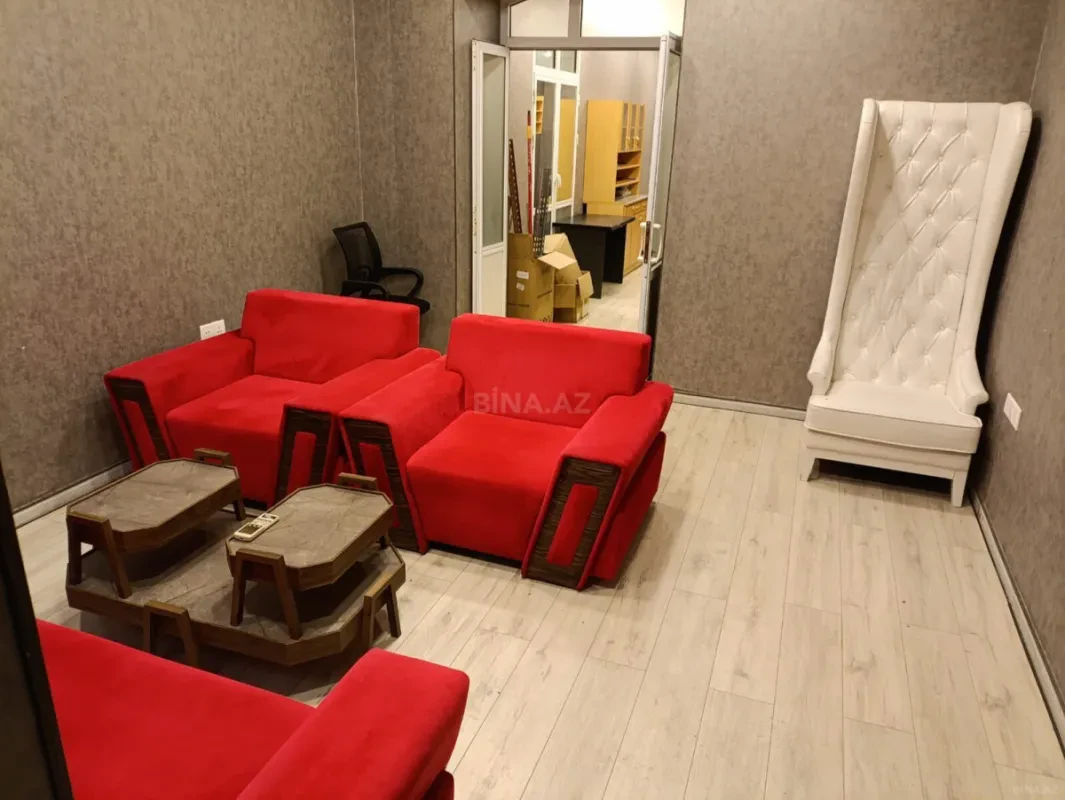 Kirayə verilir 4 otaqlı ofis 90 m²