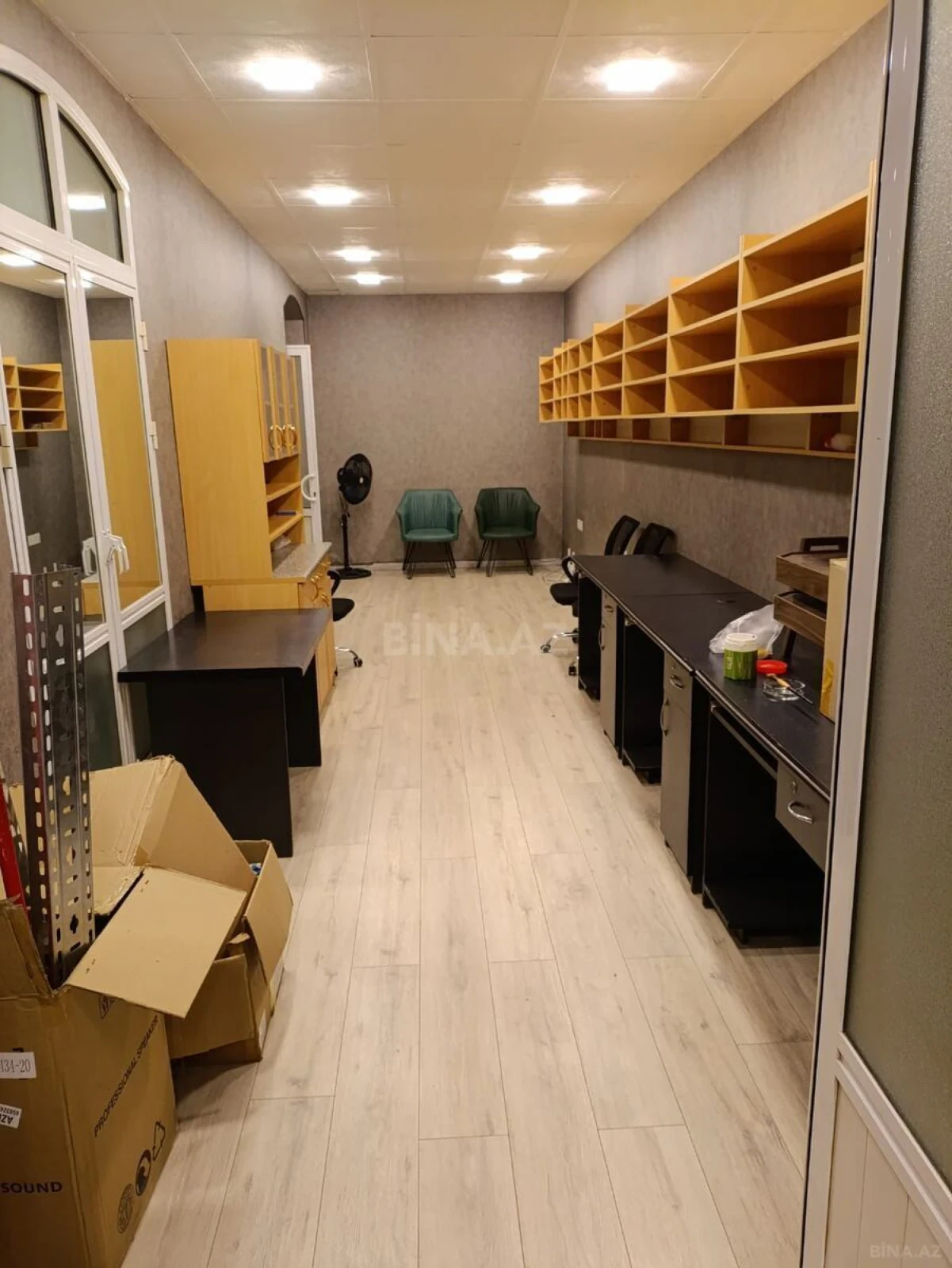 Kirayə verilir 4 otaqlı ofis 90 m²