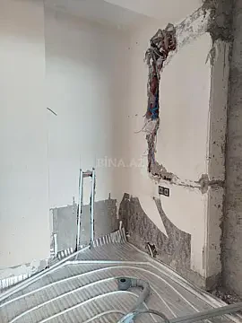 Satılır 3 otaqlı mənzil 130 m²