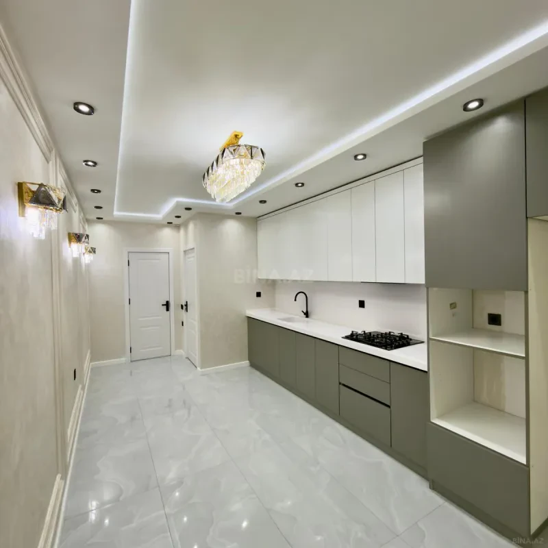 Satılır 4 otaqlı mənzil 164 m²